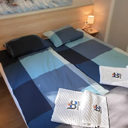 Mobile Blue Class Iv Holiday park