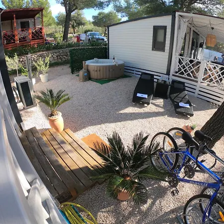 Holiday park Mobile Blue Class Iv 4*