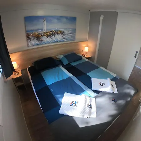 Mobile Blue Class Iv Holiday park 4*